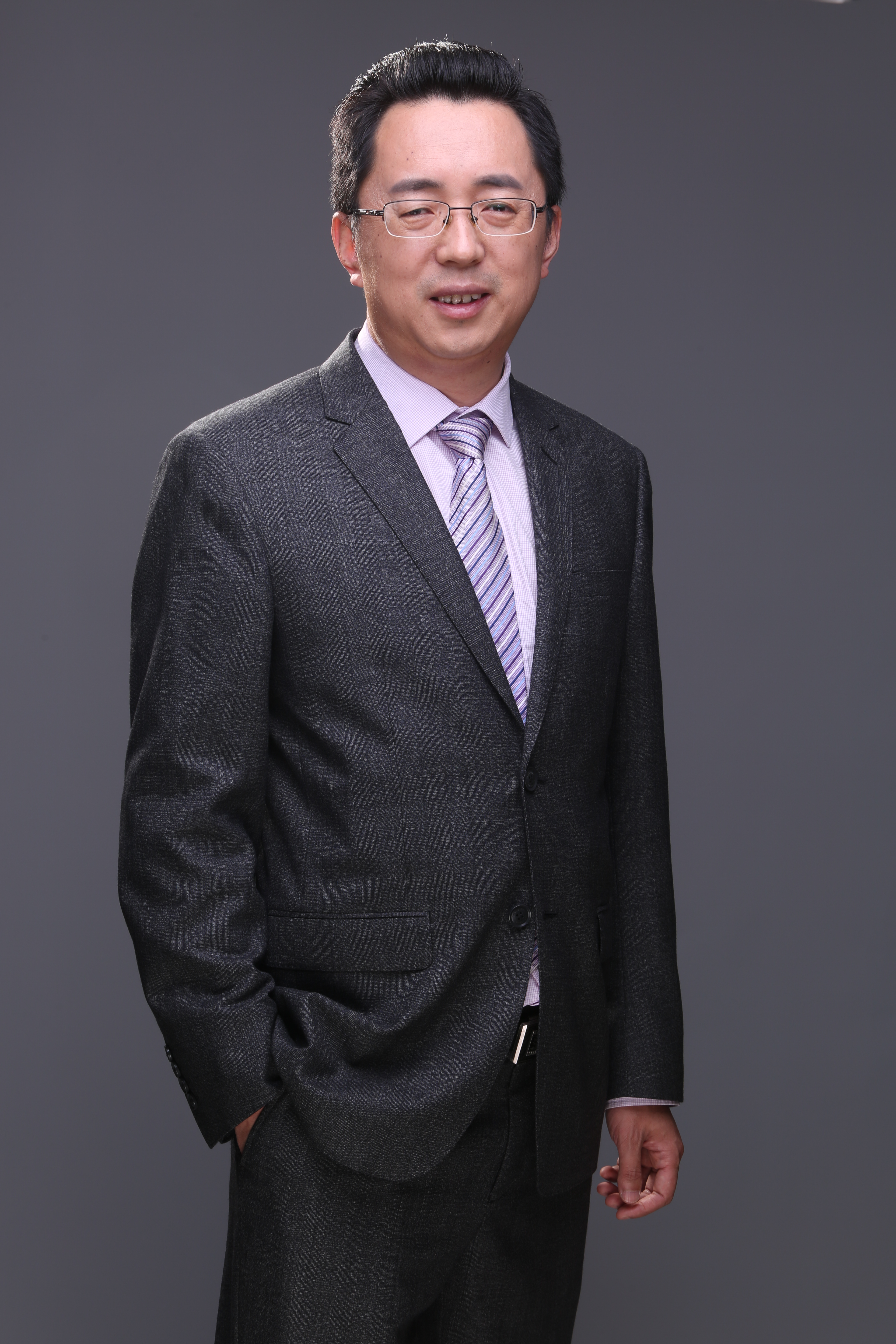 张磊