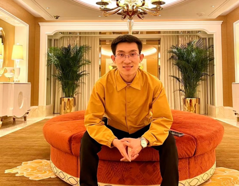 刘飞