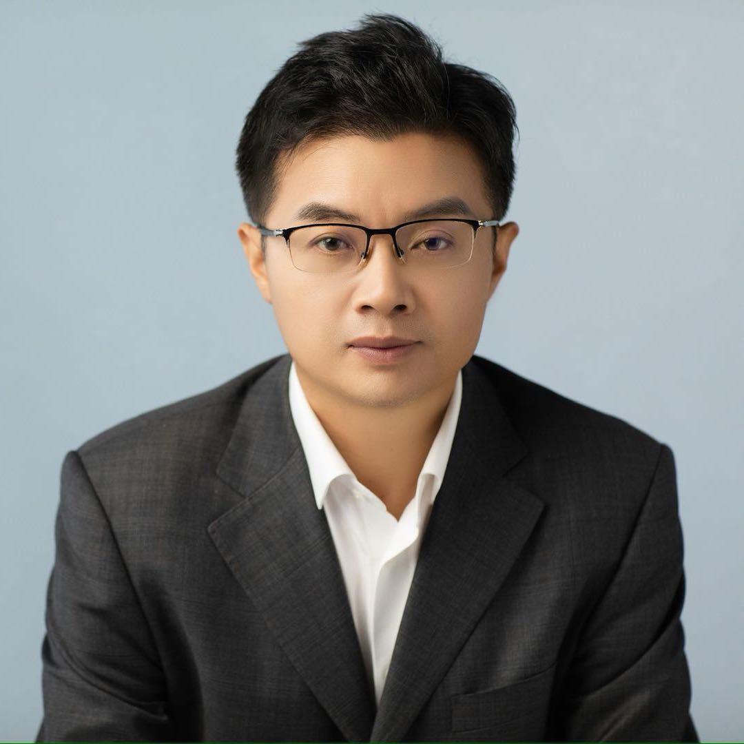 李新平